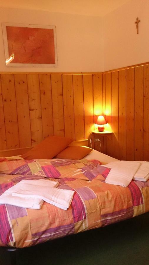 B&B Lo Scoiattolo Nebbiu Extérieur photo