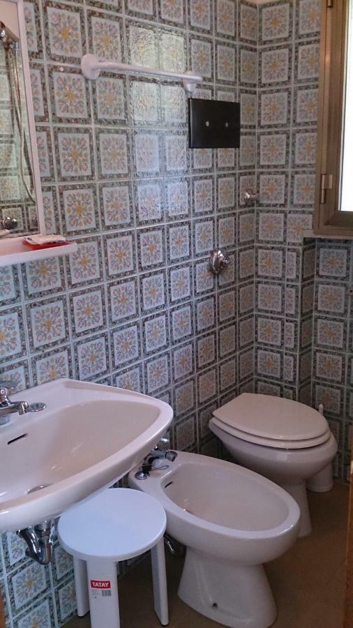 B&B Lo Scoiattolo Nebbiu Extérieur photo