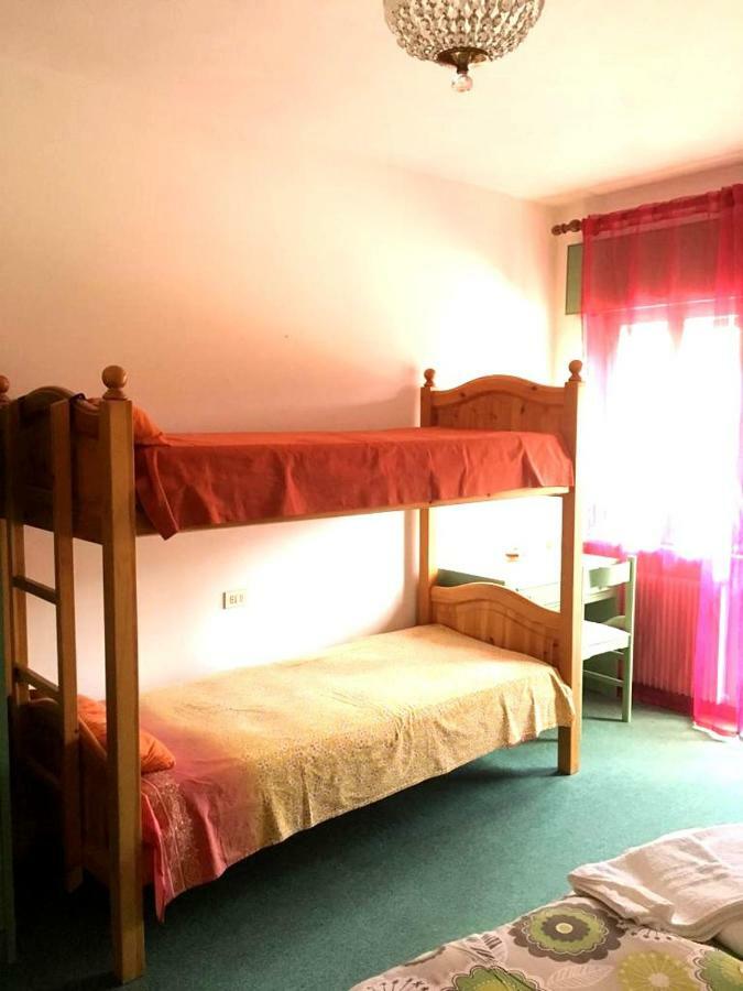 B&B Lo Scoiattolo Nebbiu Extérieur photo
